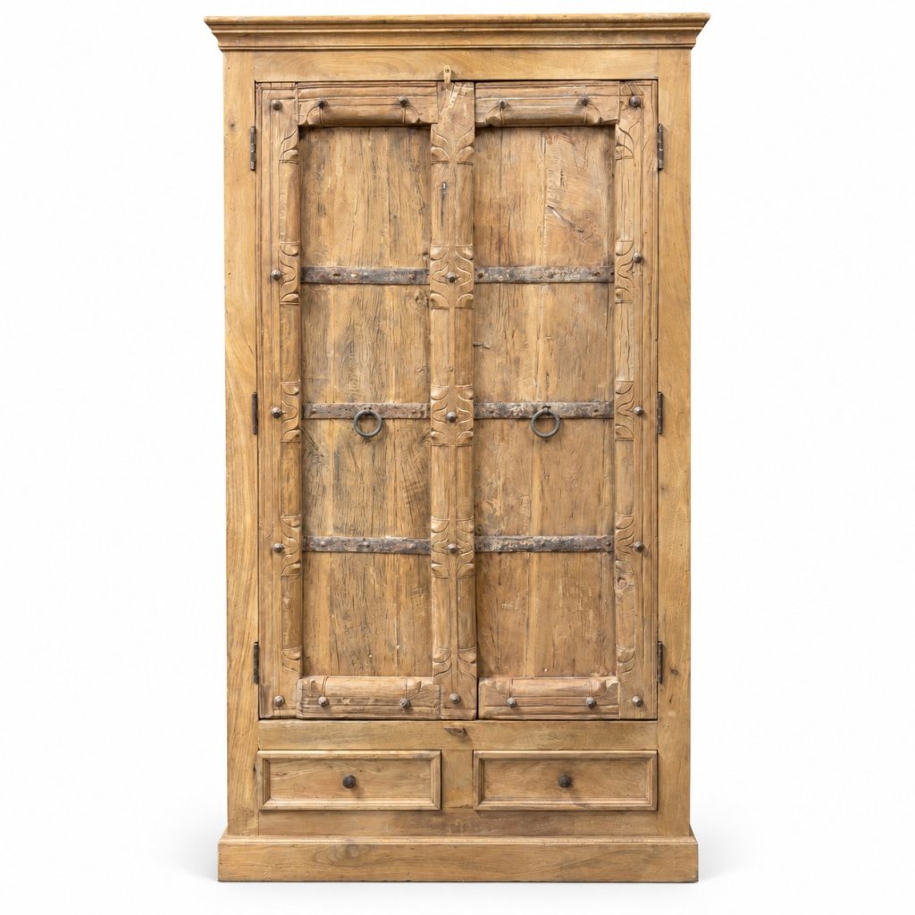 Indische kast met twee deuren en twee lade